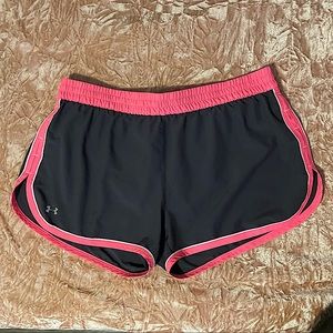 Women’s athletic shorts. Size L